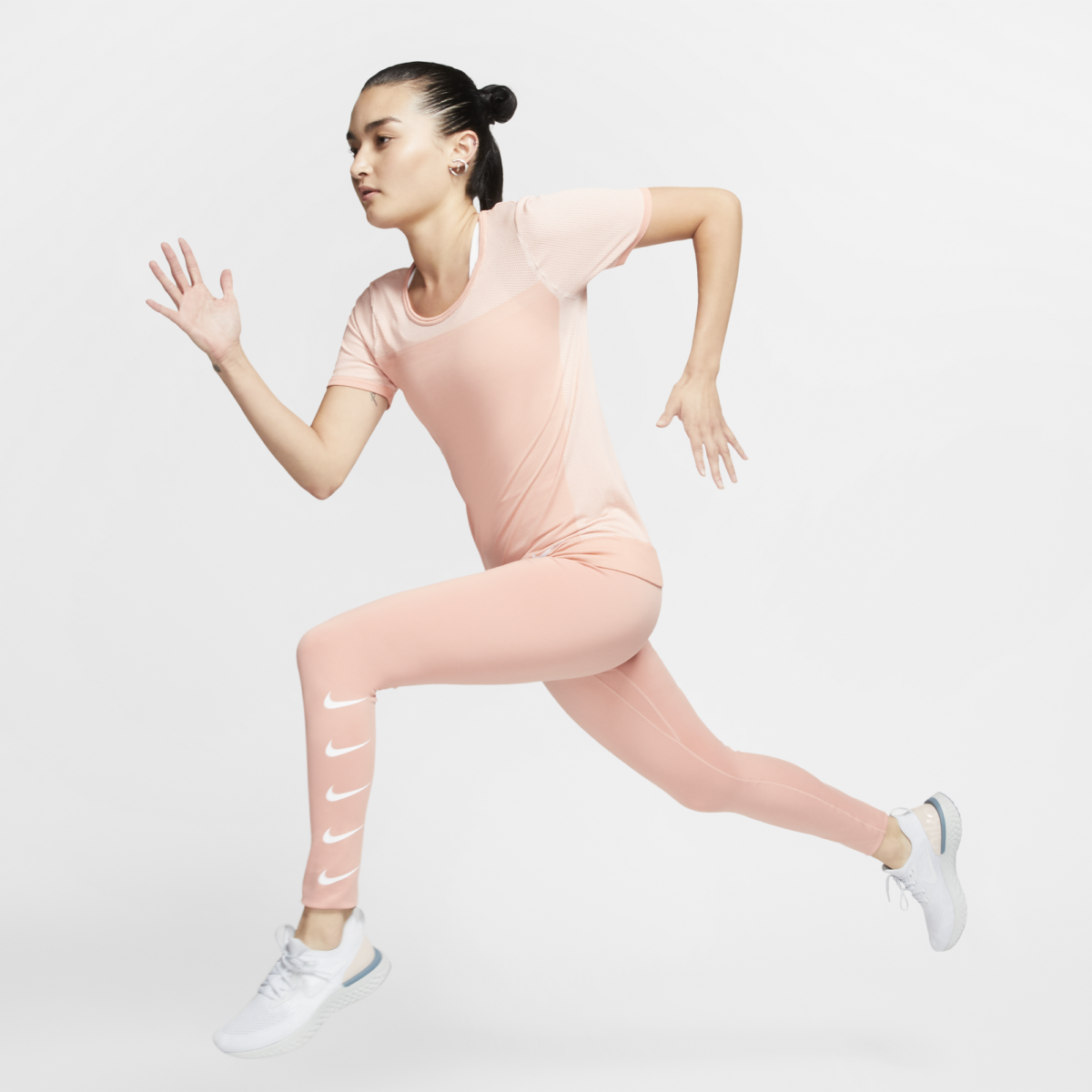  Women's Nike Infinite Short Sleeve AT0578-606