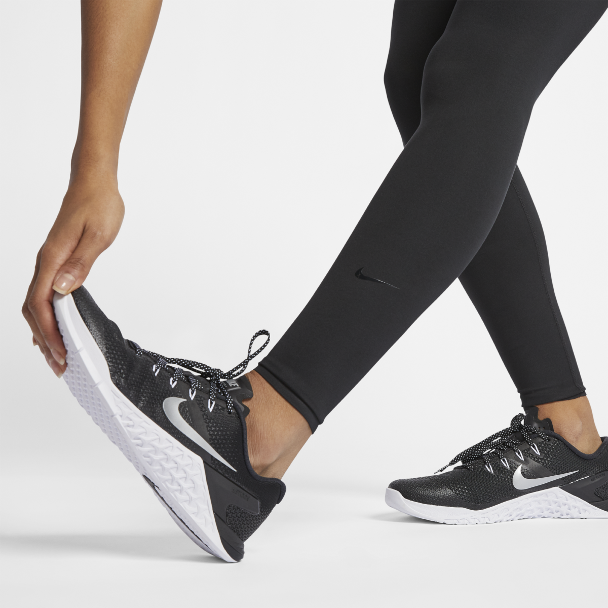  Women's Nike One Luxe Tight - AT3098-010