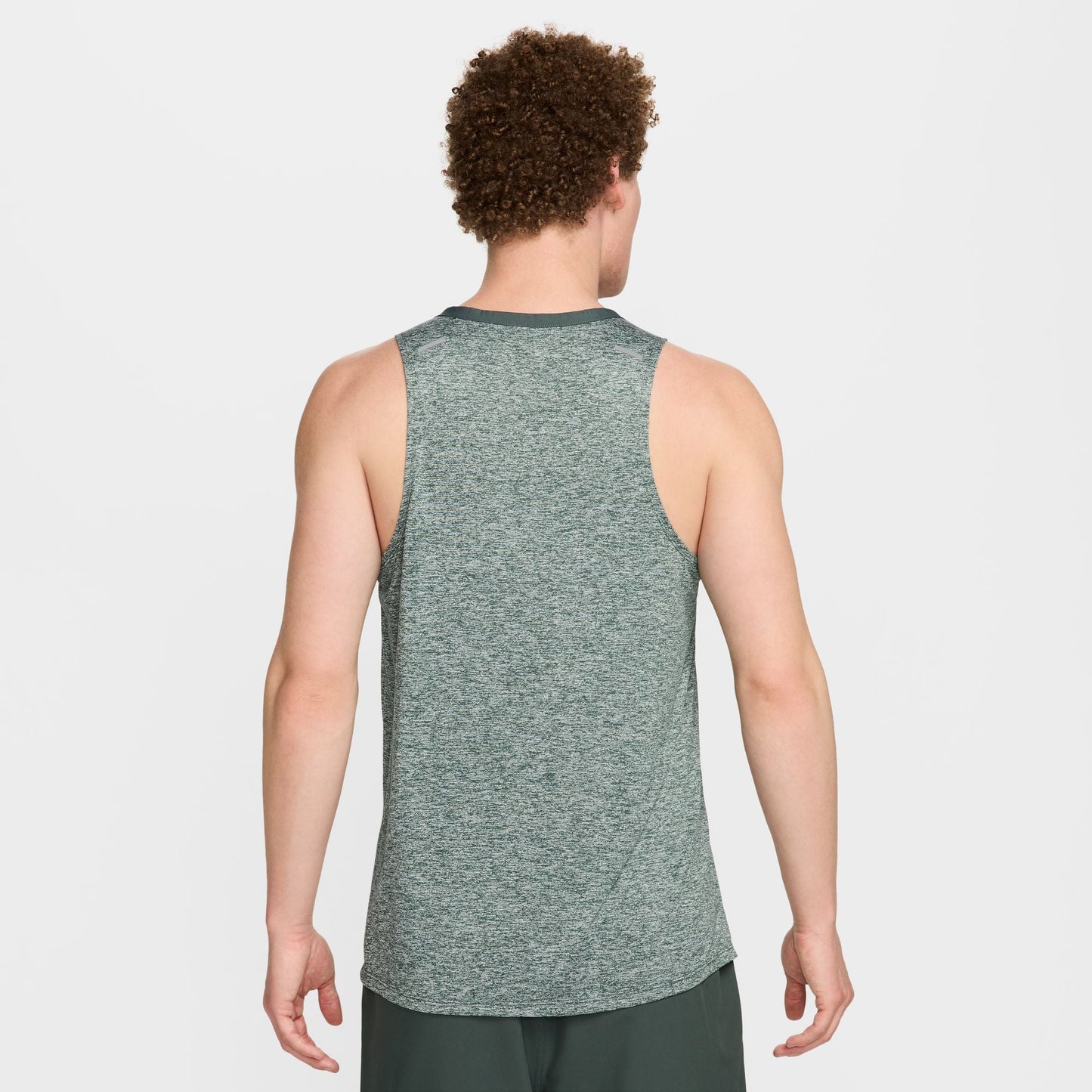  Men's Nike Rise 365 Singlet - CZ9179-361