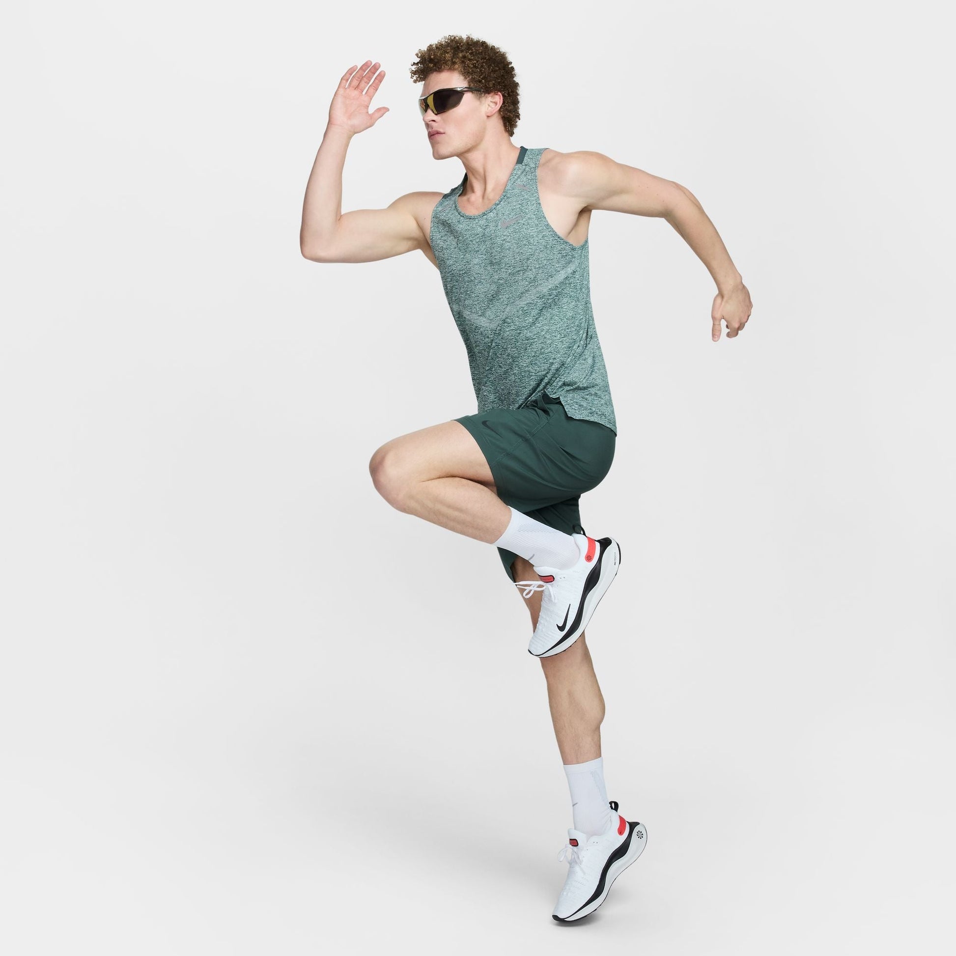 Men's Nike Rise 365 Singlet - CZ9179-361