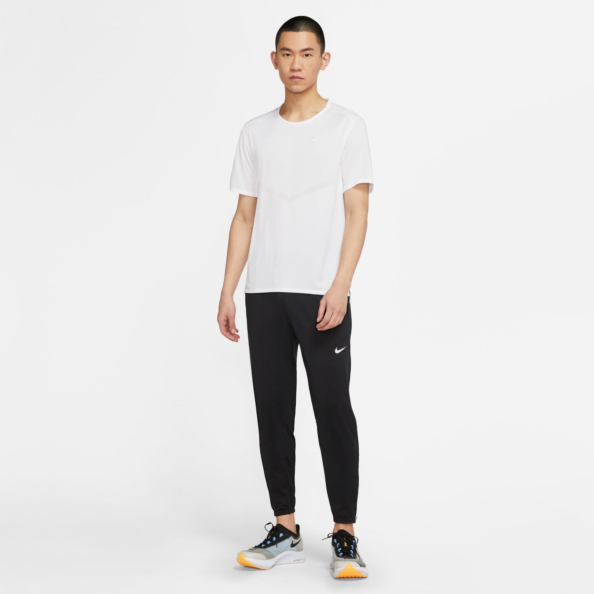  Men's Nike Rise 365 Short Sleeve - CZ9184-100
