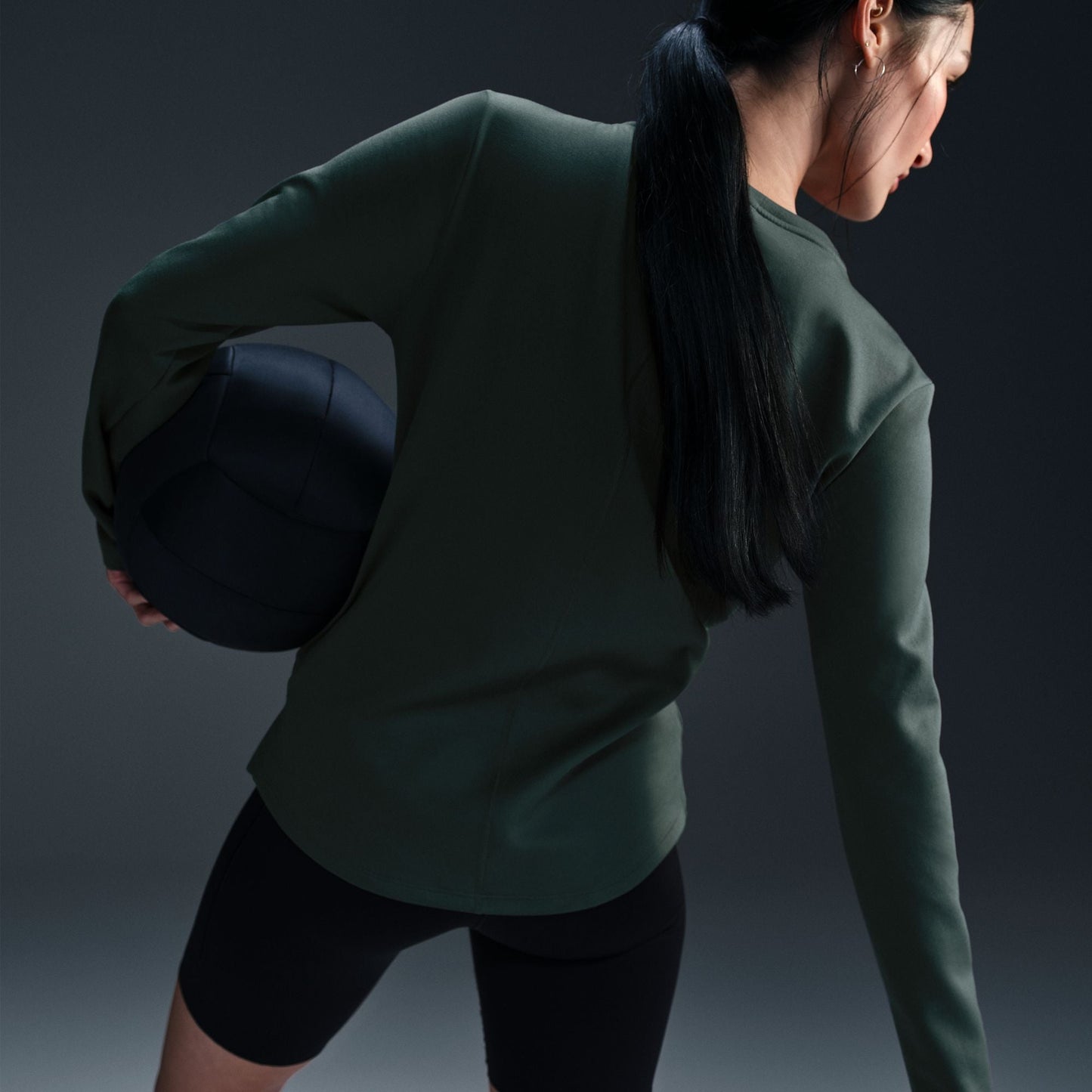  Women's Nike Nike Therma-FIT One Long Sleeve - DD4927-338