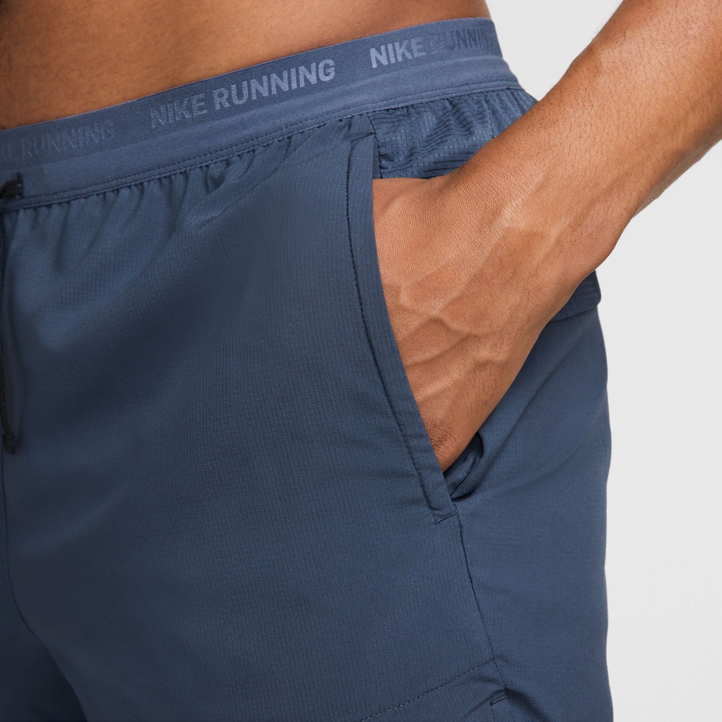  Men's Nike 5" Stride Short - DM4755-437