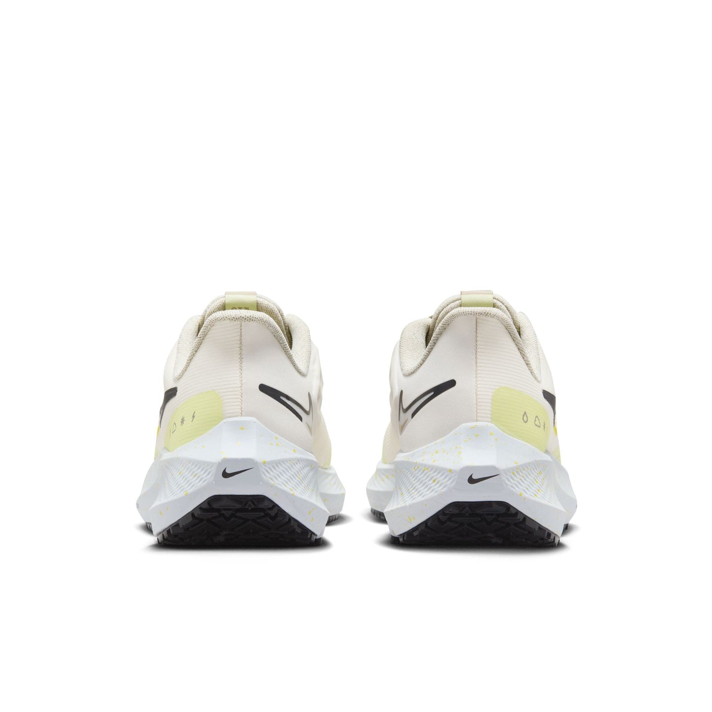 Women's Nike Pegasus 39 Shield - DO7626-100