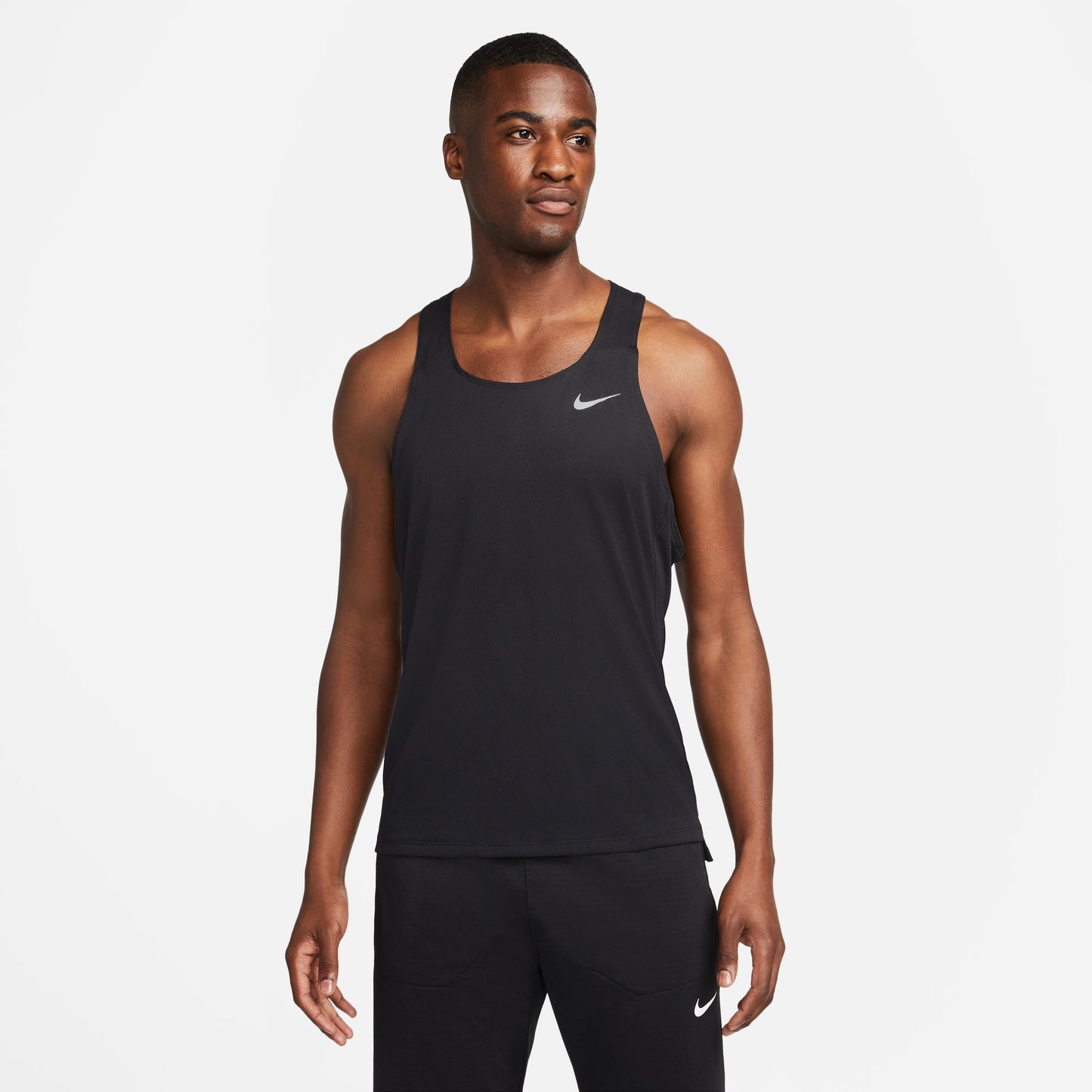  Men's Nike Fast Singlet - DQ4732-010
