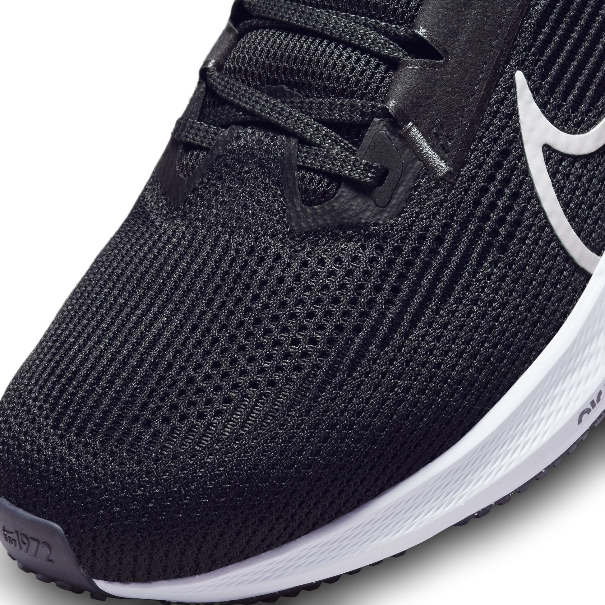  Men's Nike Pegasus 40 - DV3853-001