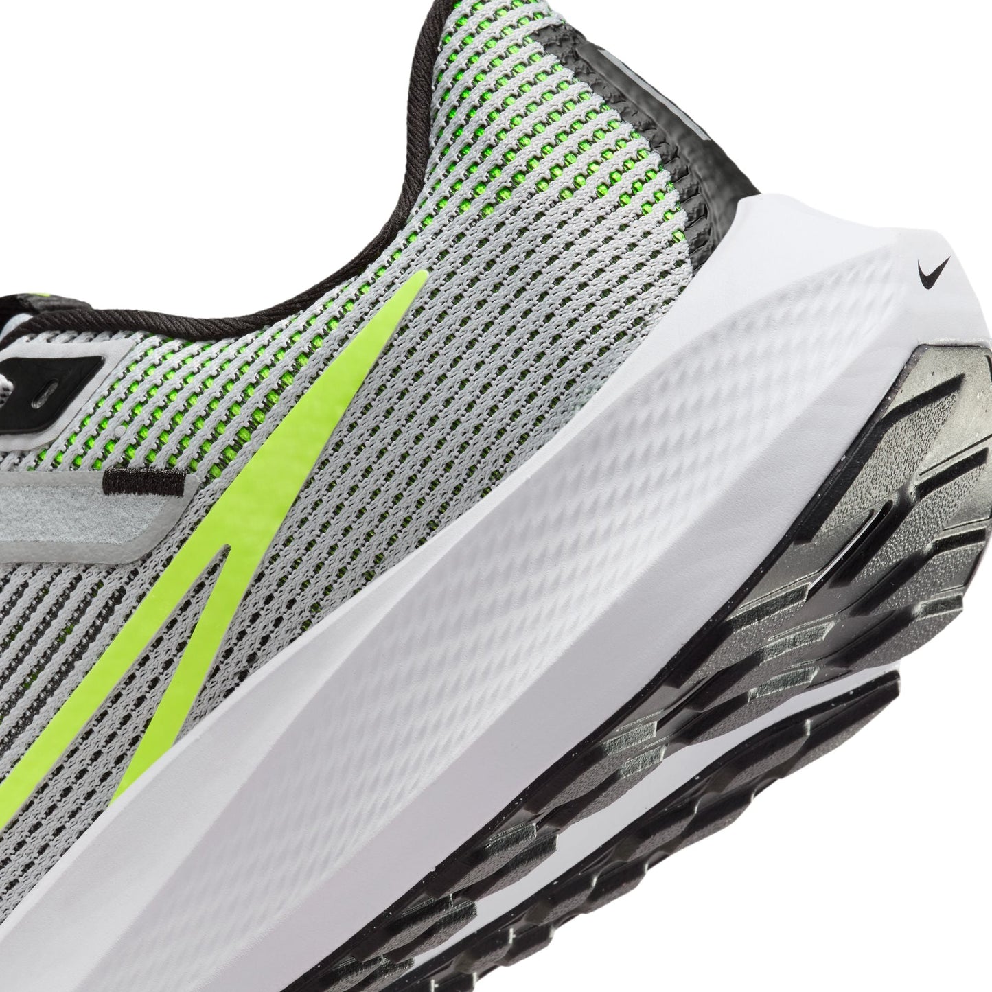  Men's Nike Pegasus 40 - DV3853-004