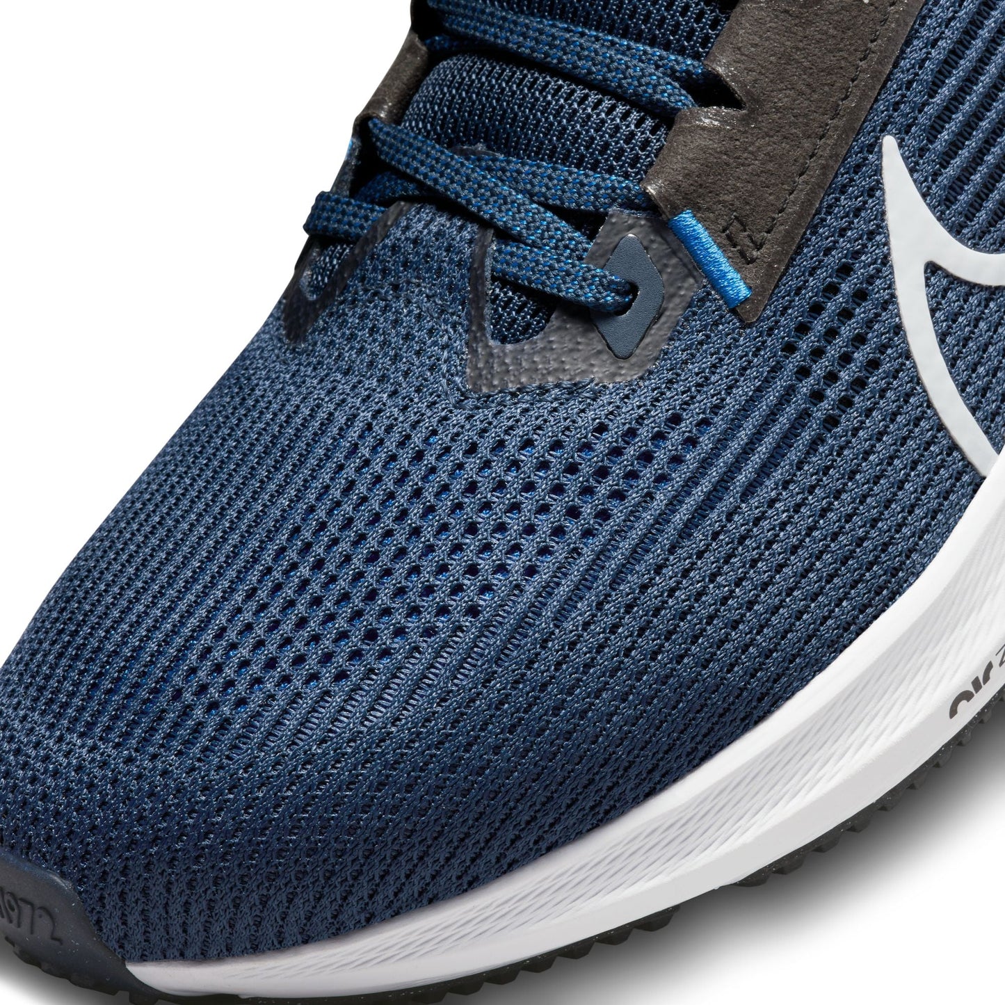  Men's Nike Pegasus 40 - DV3853-400
