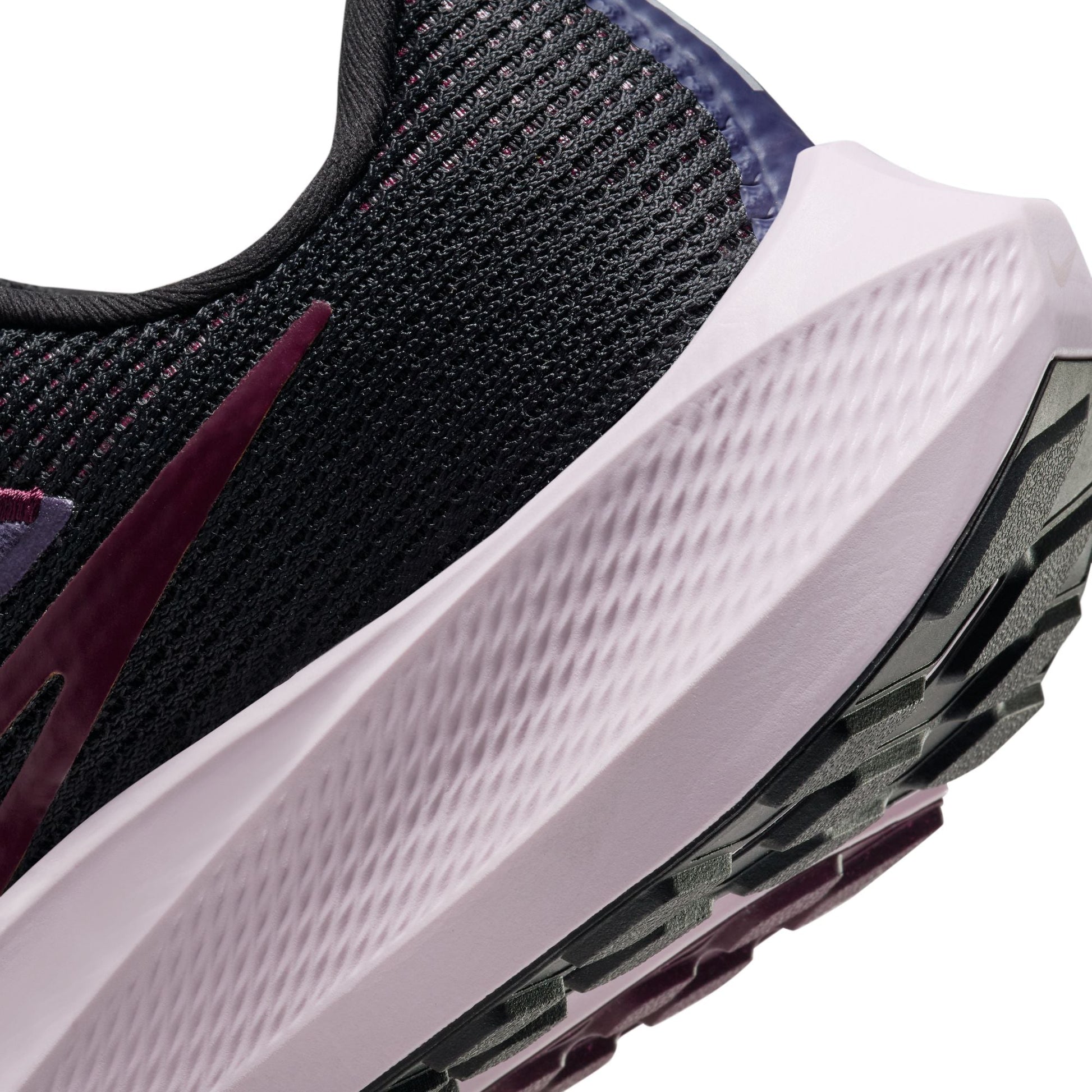  Women's Nike Pegasus 40 - DV3854-005