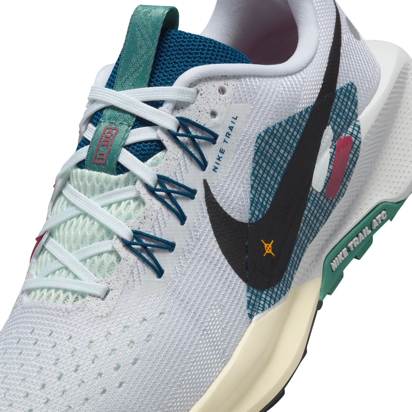  Women's Nike Pegasus Trail 5 -DV3865-100