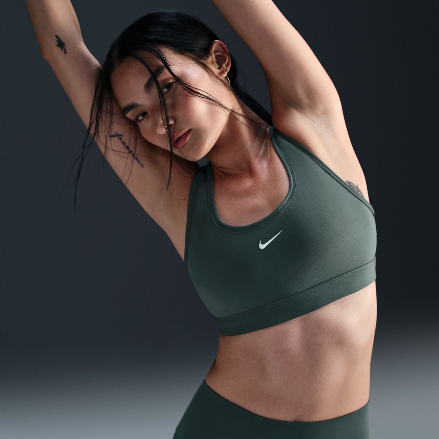  Women's Nike Swoosh Light Support Bra - DX6817-338