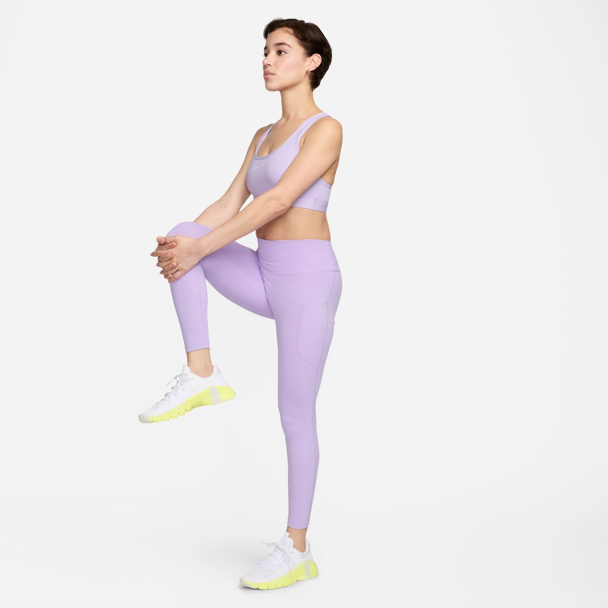  Women's Nike Swoosh Light Support Bra - DX6817-512