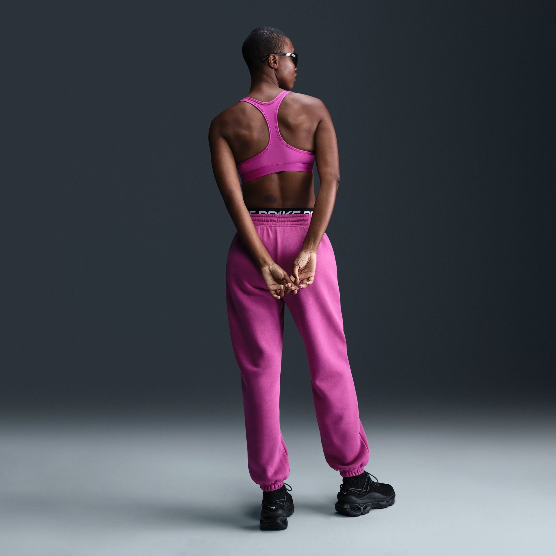  Women's Nike Swoosh Light Support Bra - DX6817-518