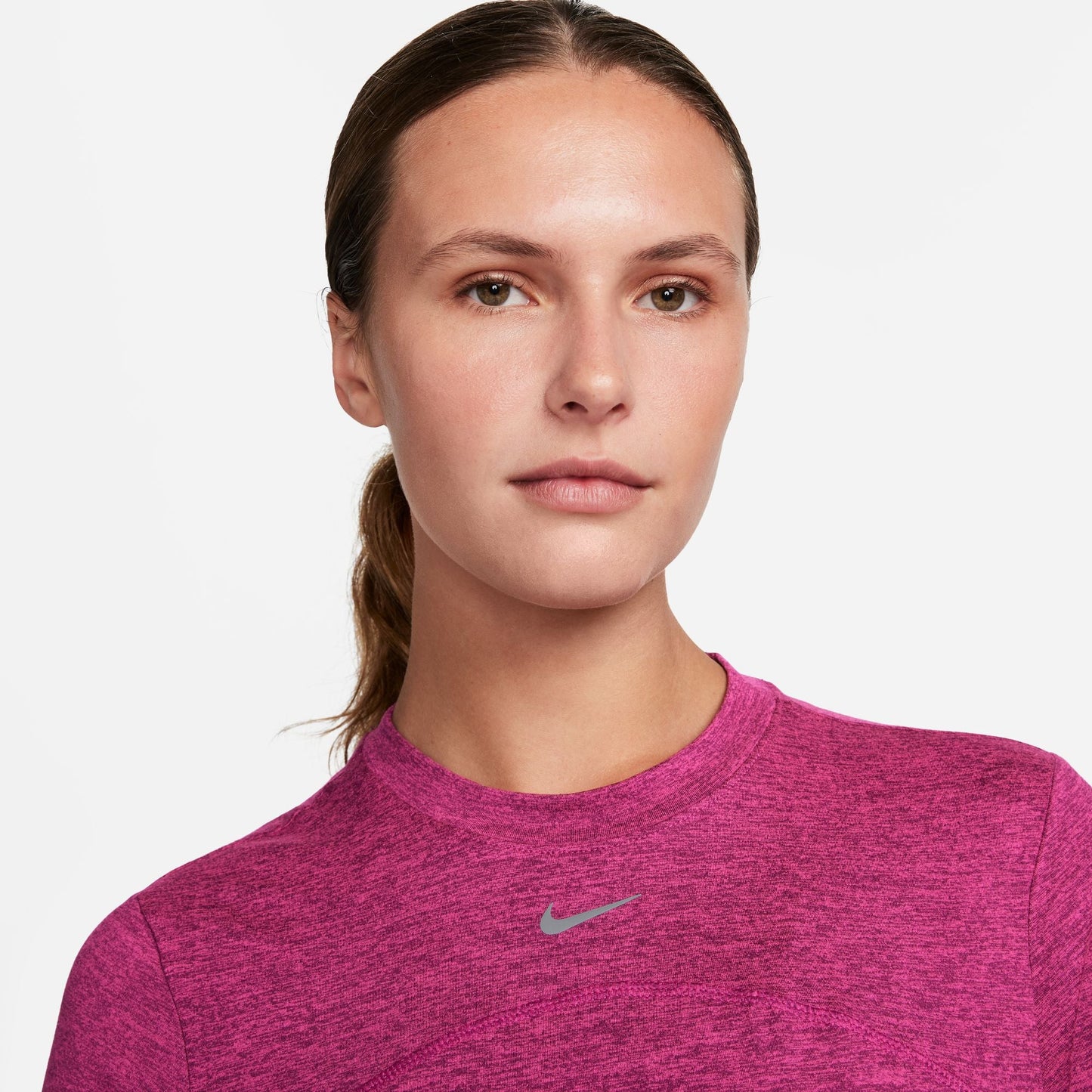  Women's Nike Swift Element Crew - FB4297-615