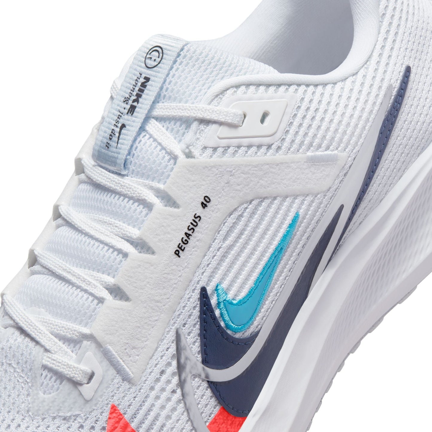  Men's Nike Pegasus 40 Premium - FB7179-100