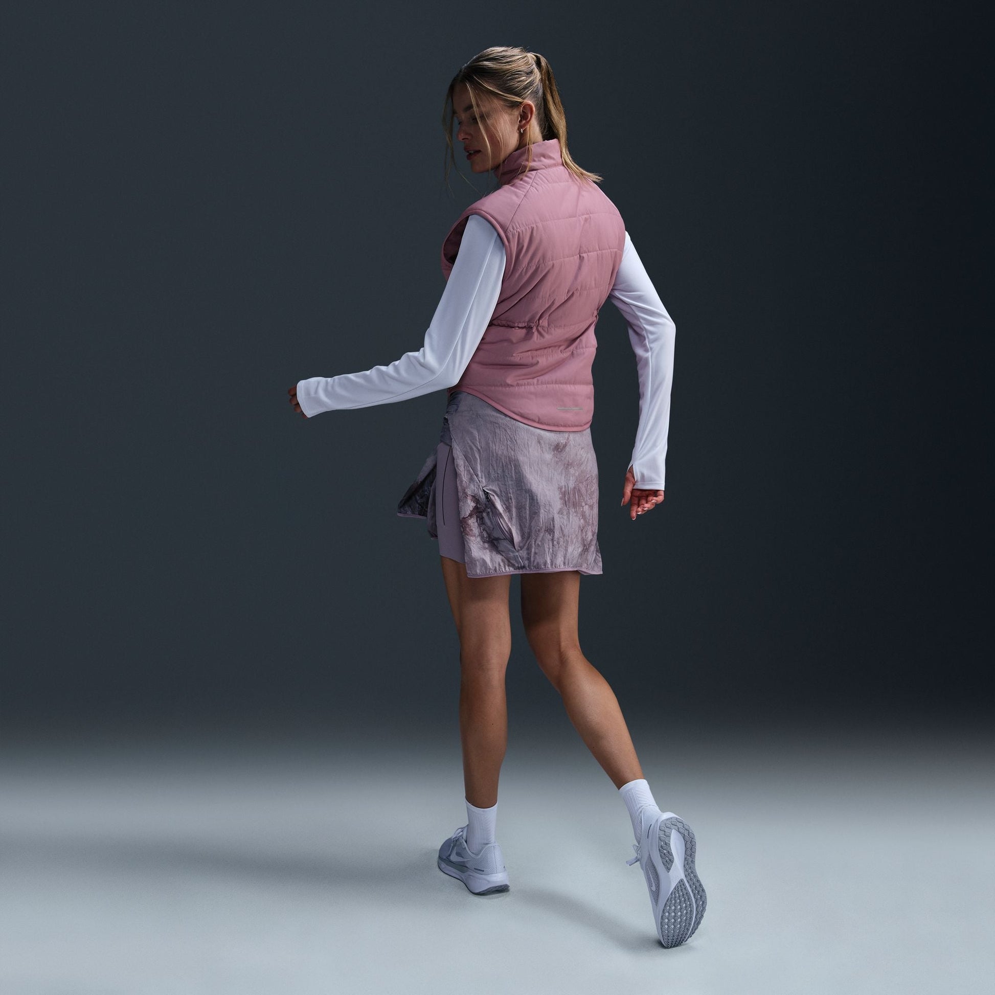  Women's Nike Therma-FIT Swift Vest - FB7537-523