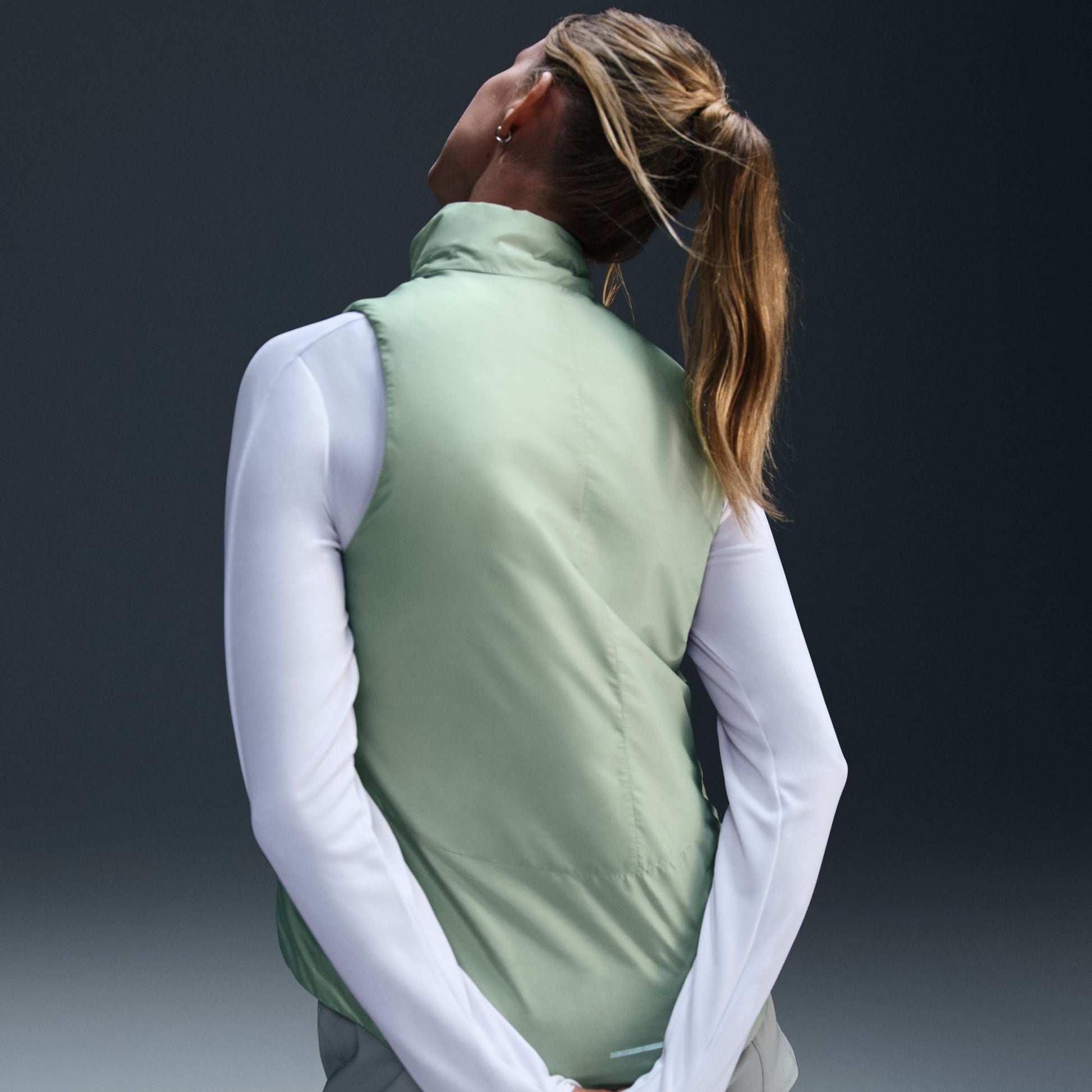  Women's Nike Therma-FIT ADV Repel AeroLoft Vest - FB7606-370