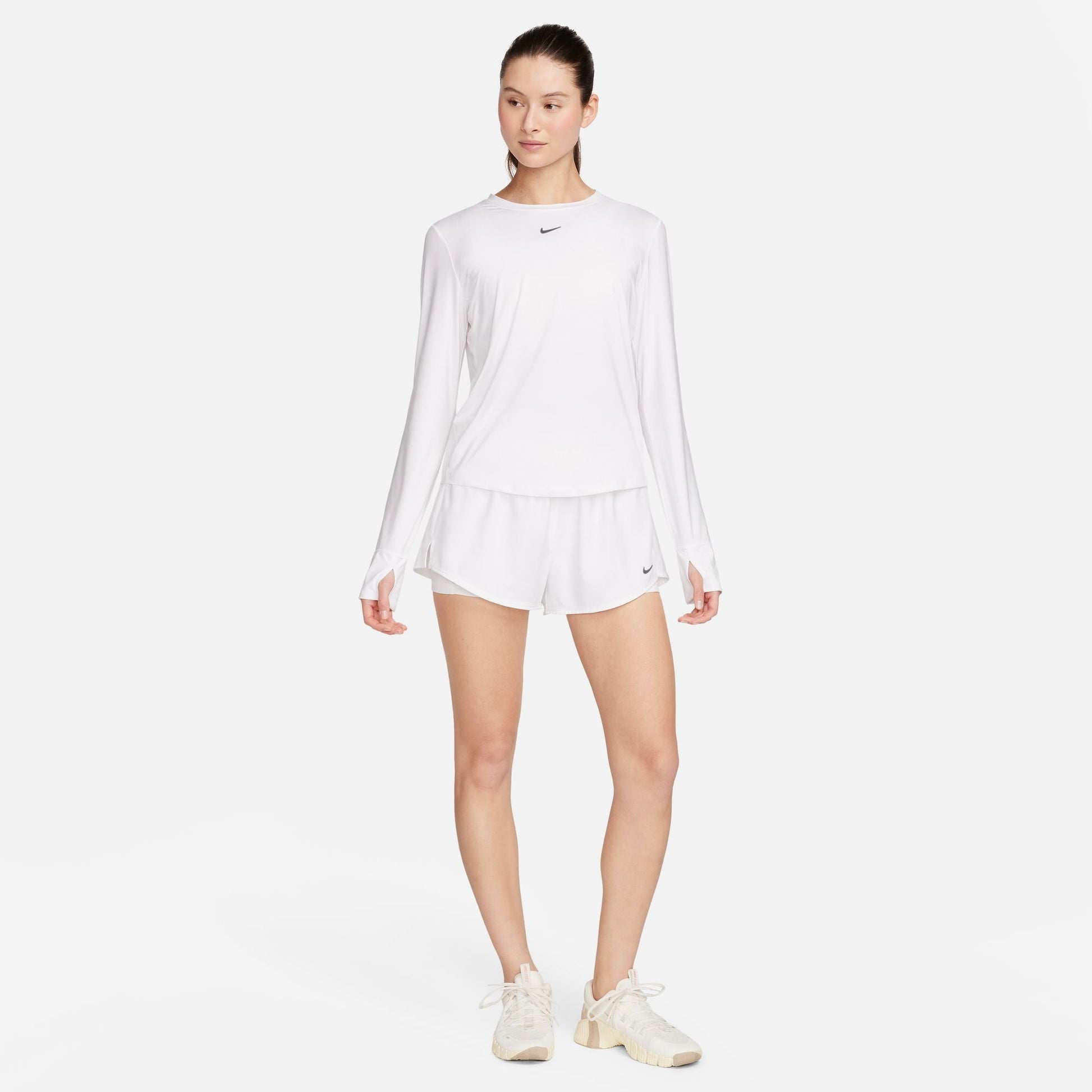  Women's NikeOne Classic Long Sleeve - FN2801-100