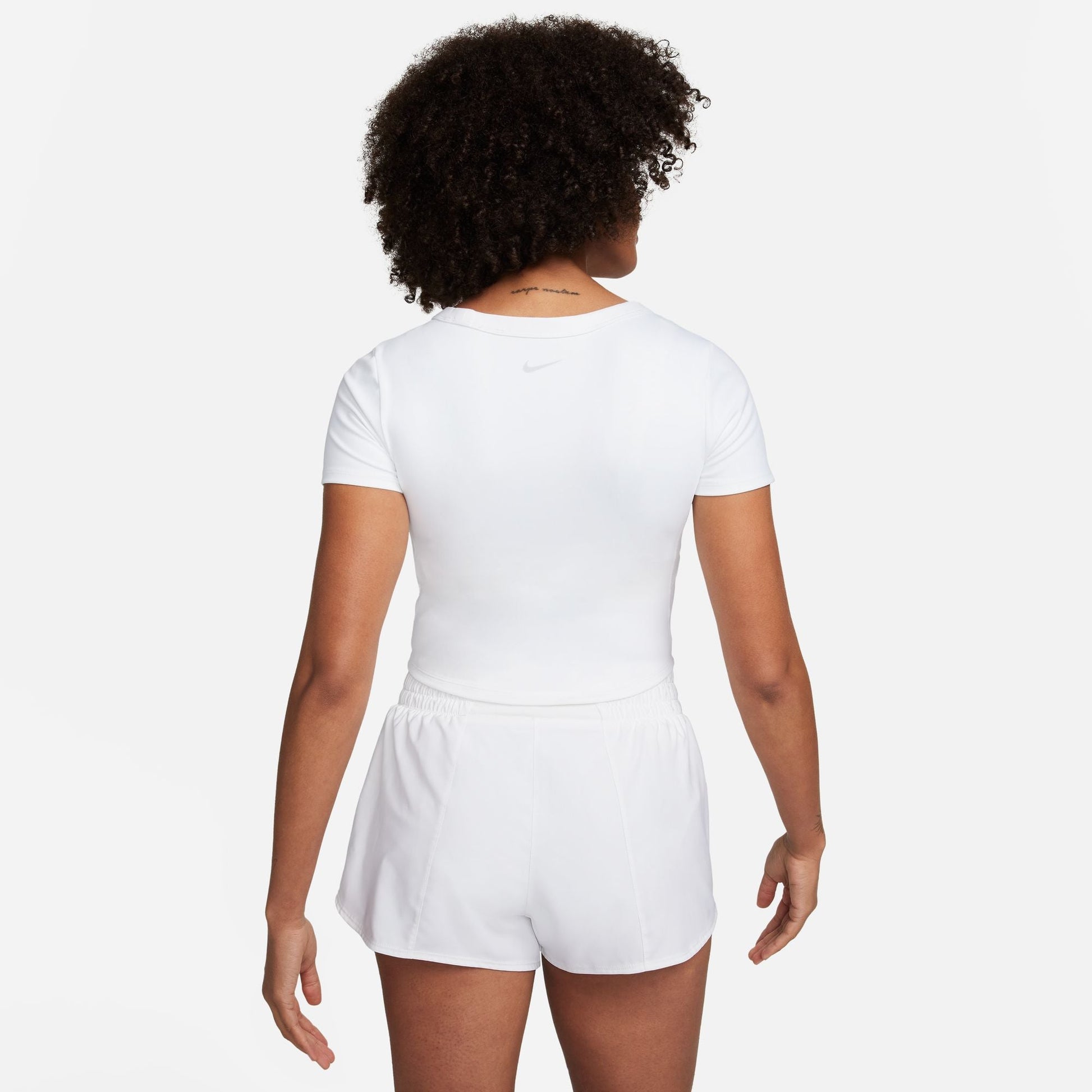  Women's Nike One Fitted Cropped Top - FN2804-100