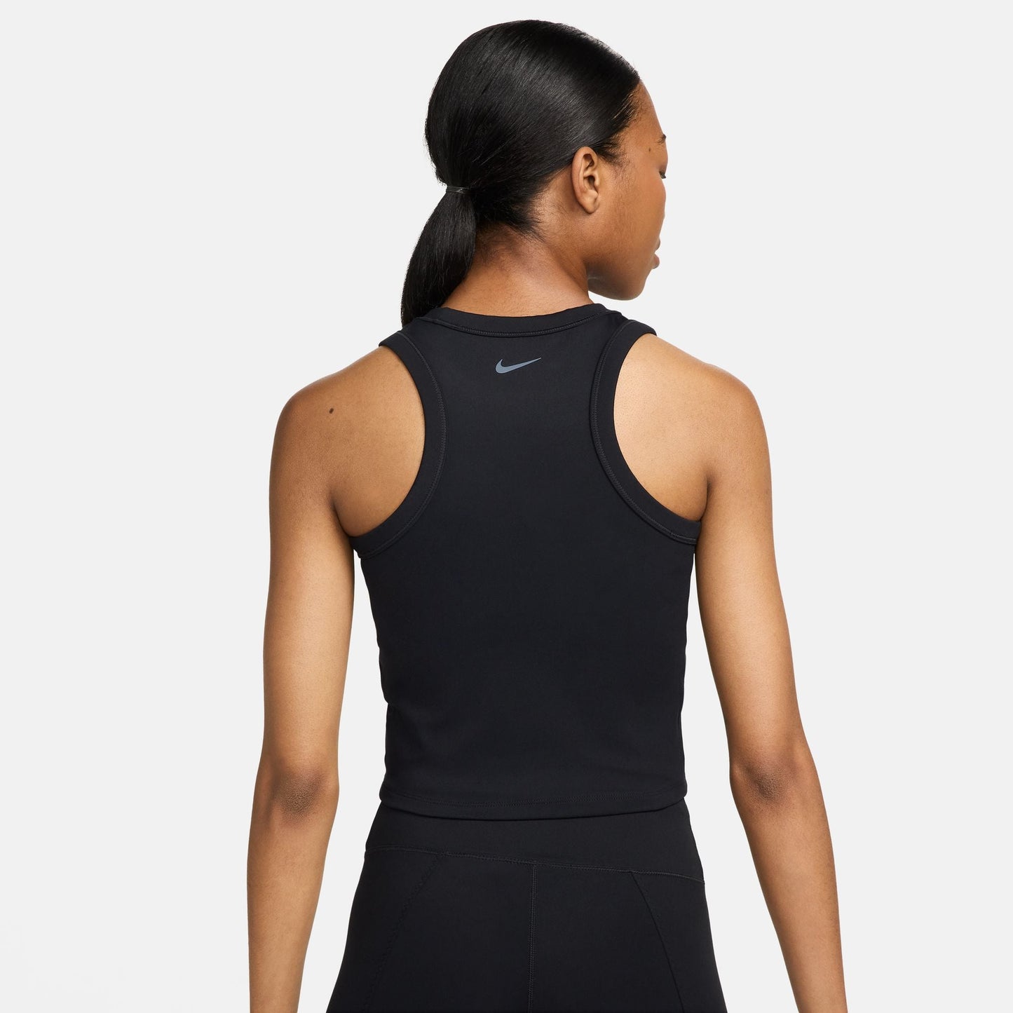  Women's Nike One Fitted Crop Tank - FN2806-010