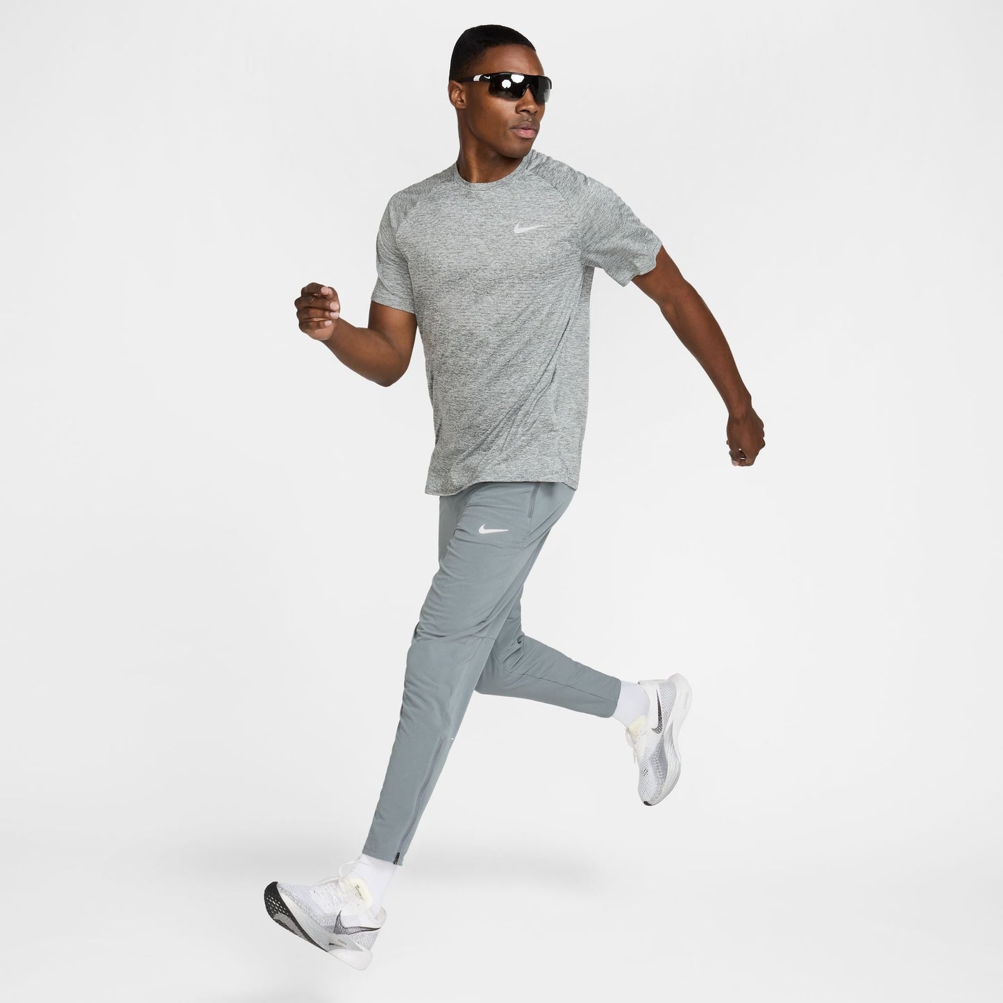  Men's Nike Stride Short Sleeve - HV5203-084