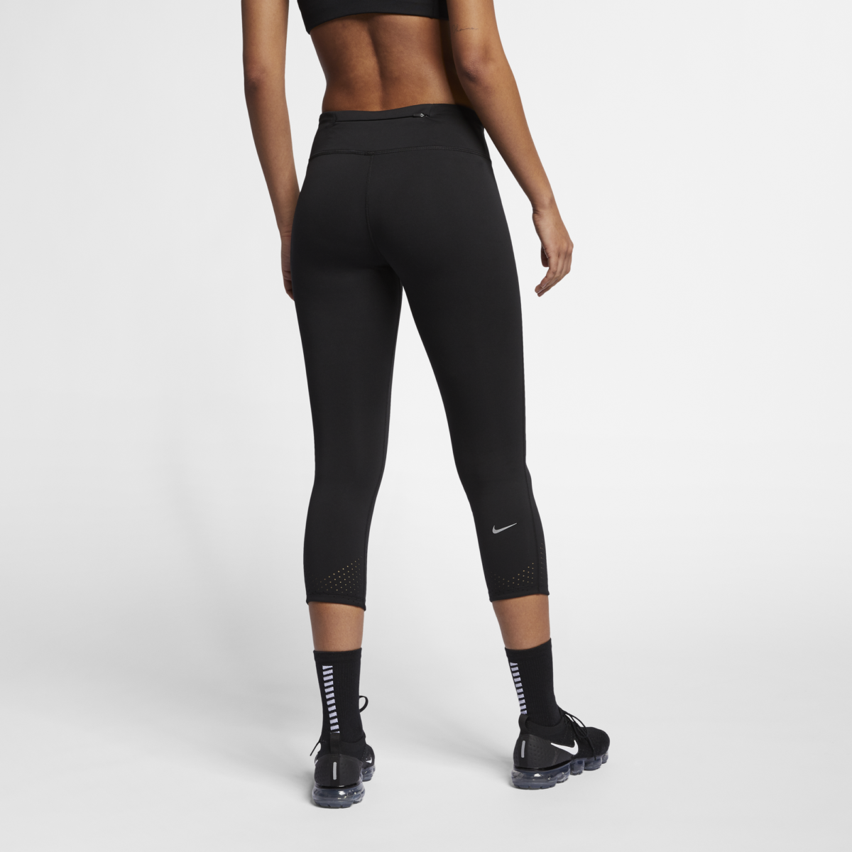  Women's Nike Epic Lux Crop AV8191-010