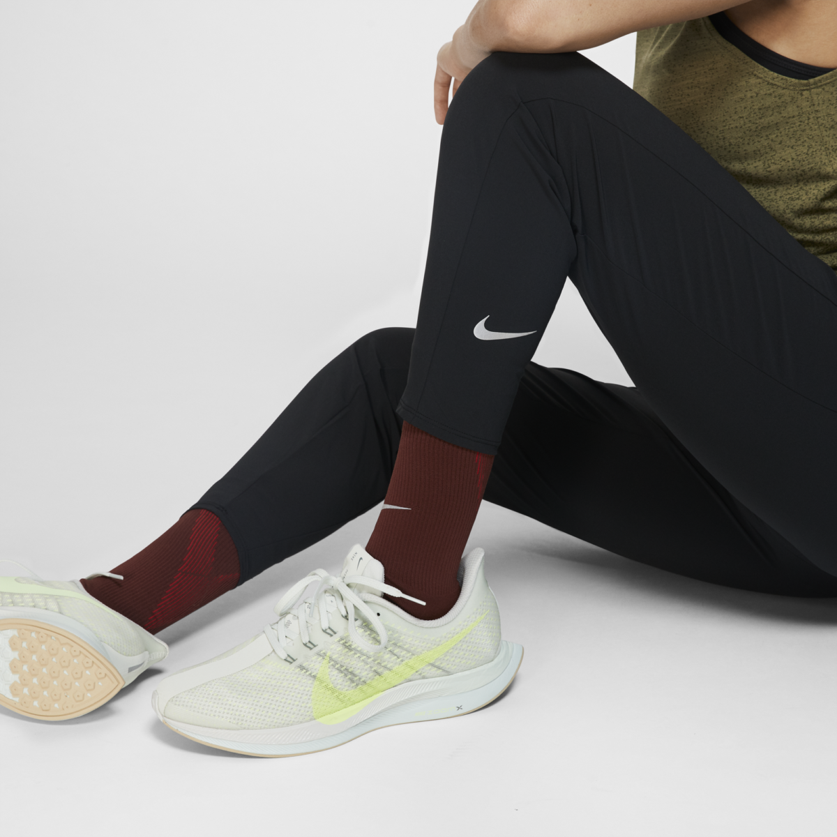  Women's Nike Essential 7/8 Pant BV2898-011