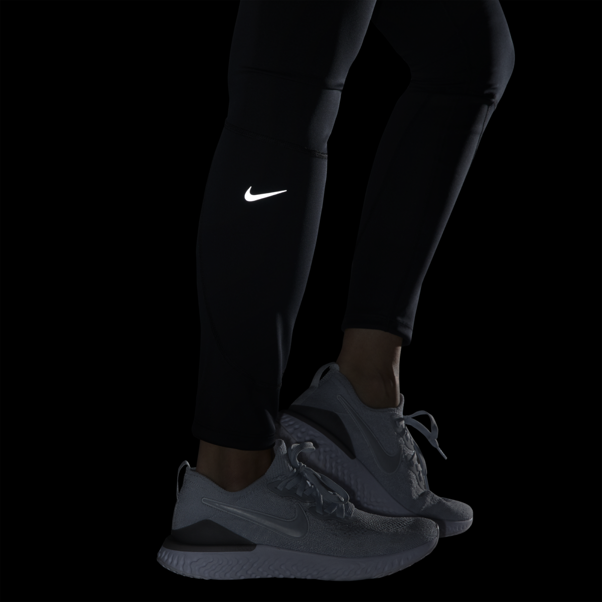 Women's Nike Epic Lux Repel Tight BV4785-010