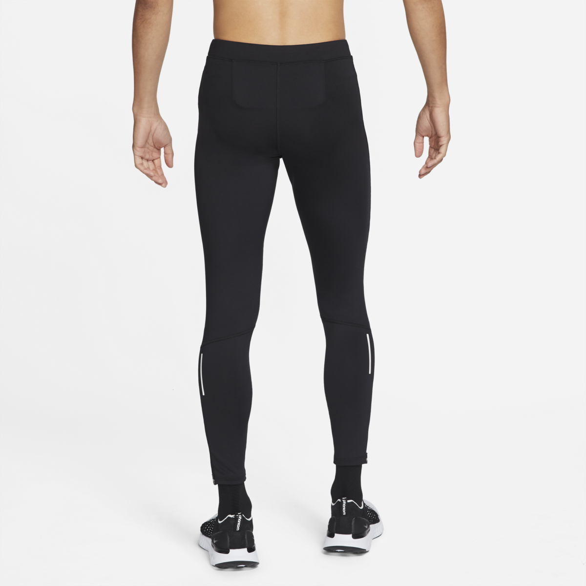  Men's Nike Challenger Tight - CZ8830-010