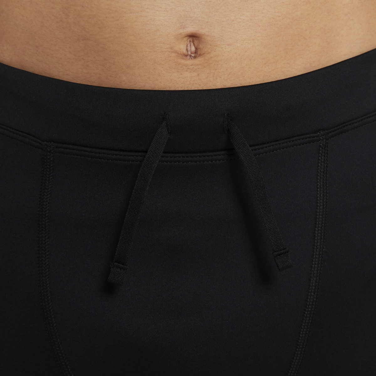  Men's Nike Challenger Tight - CZ8830-010
