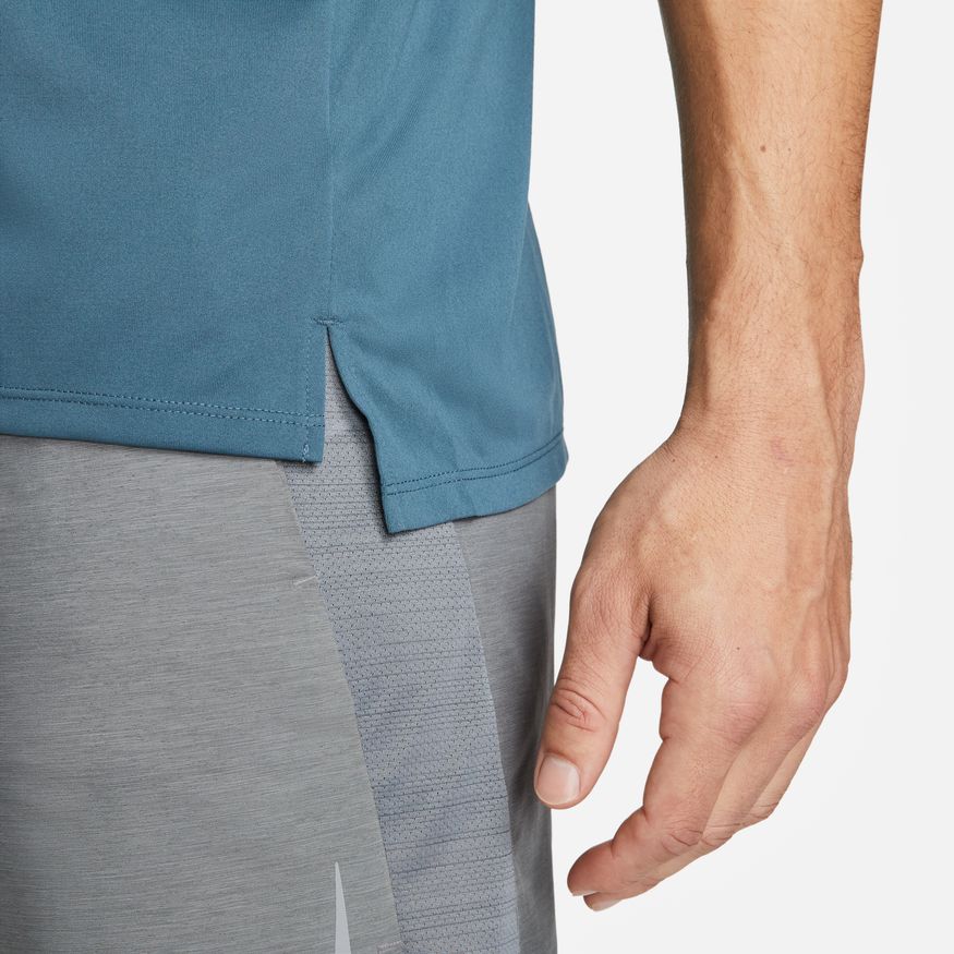  Men's Nike Rise 365 Short Sleeve - CZ9184-059