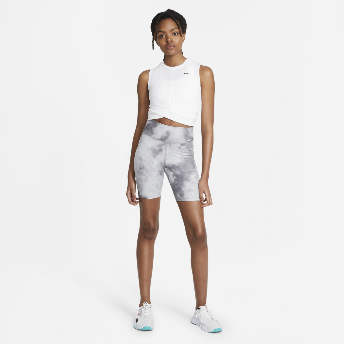  Women's Nike One Short DA0841-084