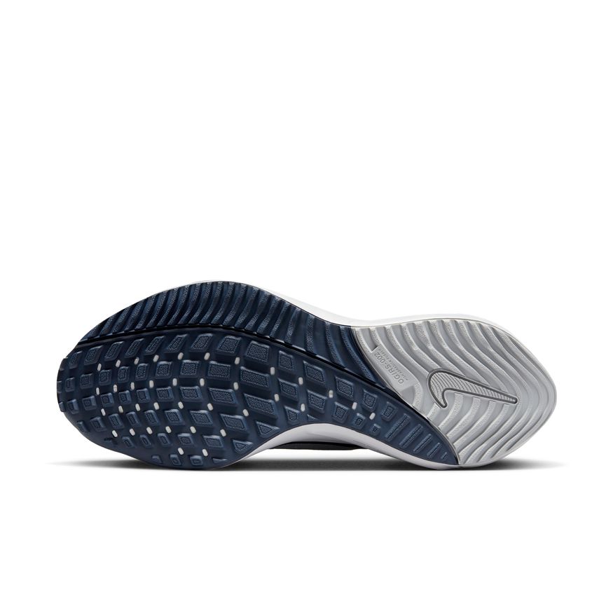  Men's Nike Vomero 16 - DA7245-403