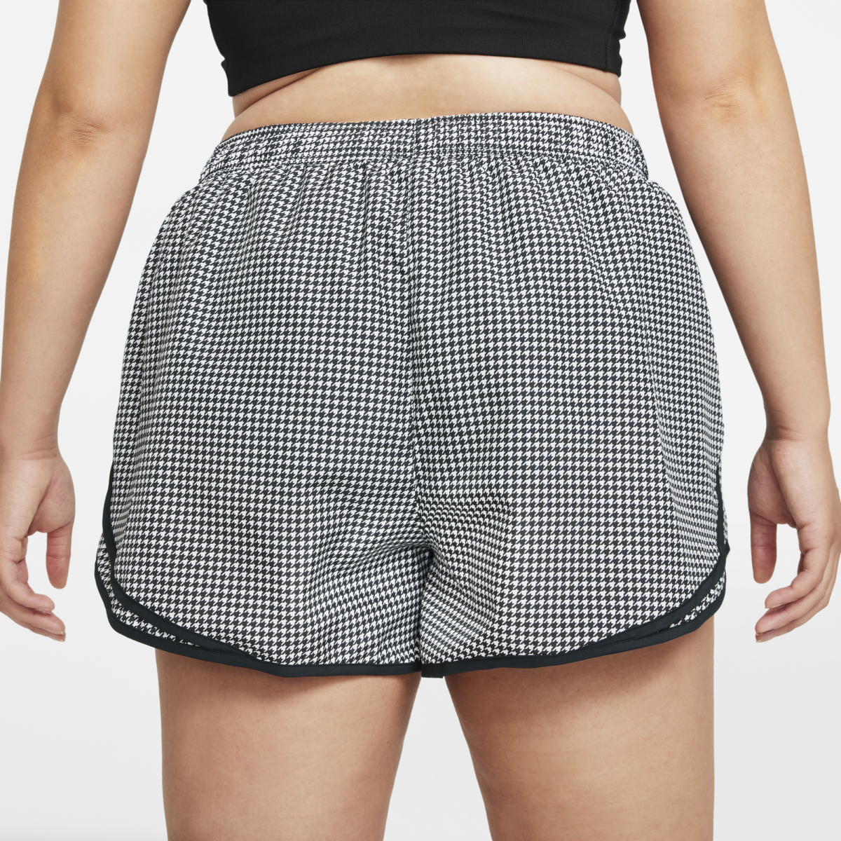  Women's Nike Tempo Short Icon Clash - DD6005-100