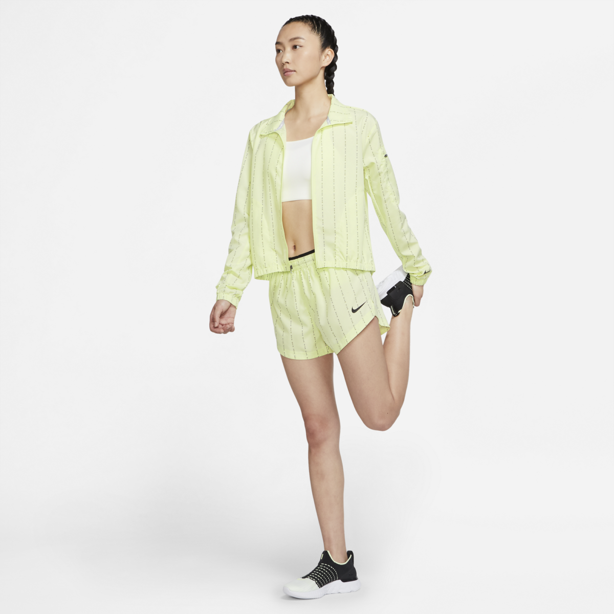  Women's Nike Tempo Lux Short 3" - DD6024-303