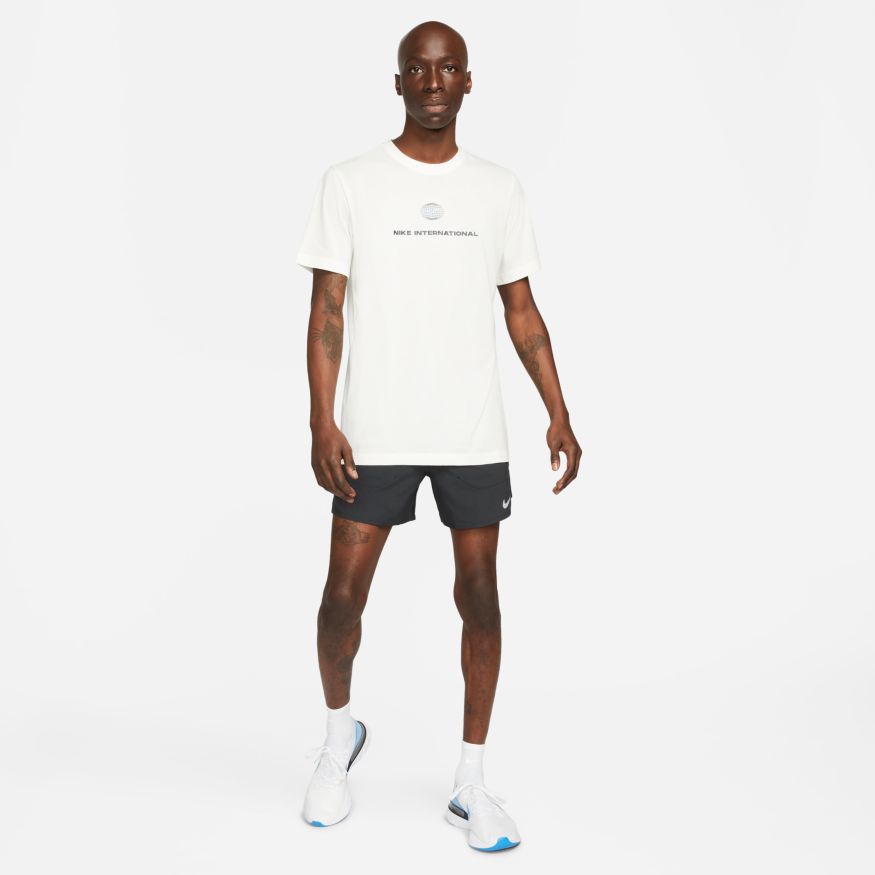  Men's Nike 5" Stride Short - DM4755-010