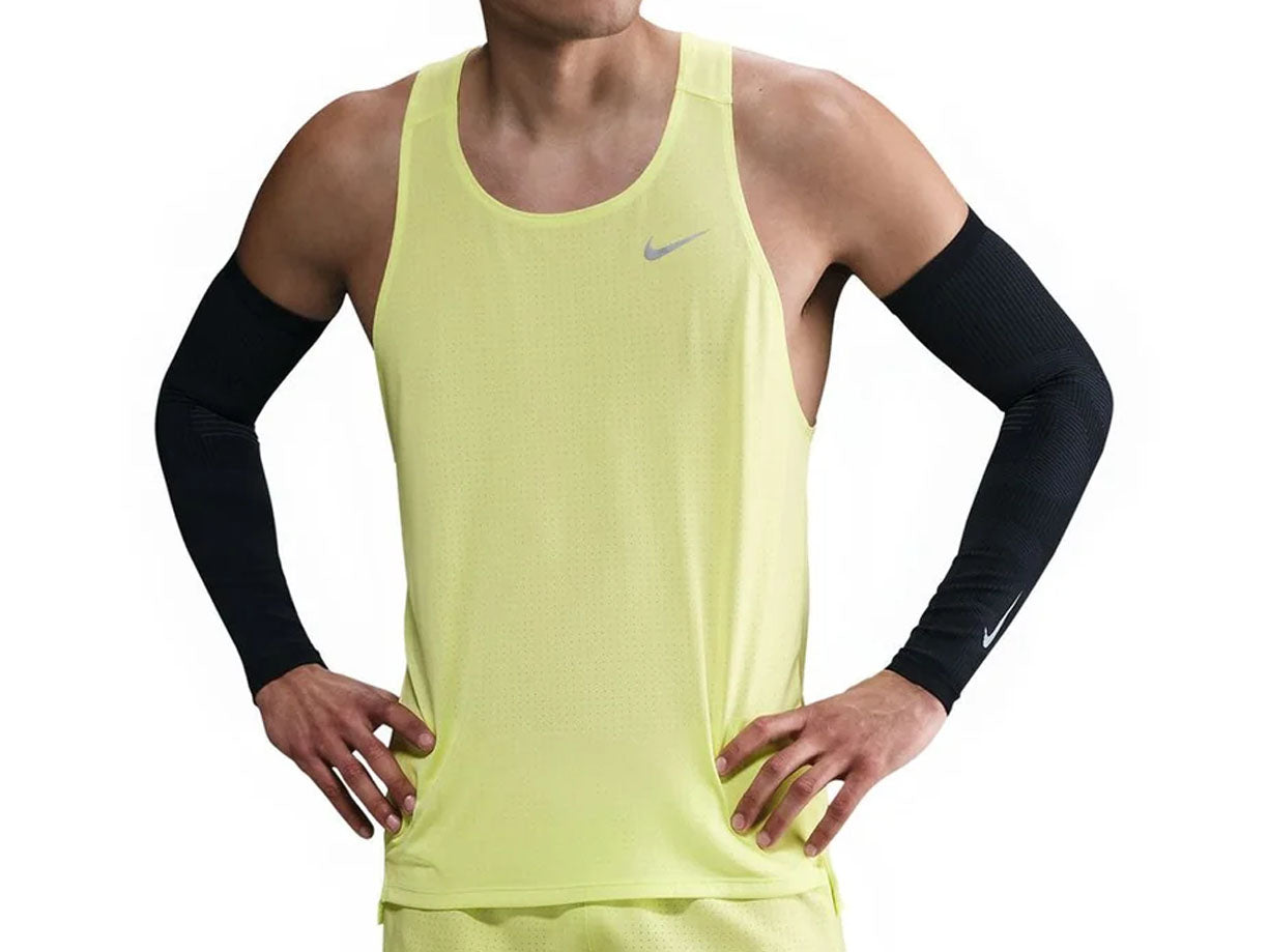  Men's Nike Fast Singlet - FN4229-736